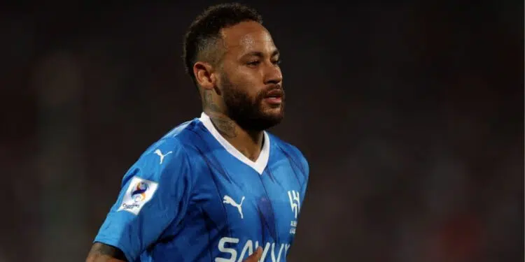 Neymar em ação com a camisa do Al Hilal