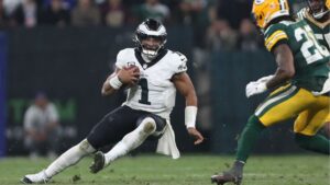 NFL: jogadores comentaram as dificuldades com o gramado