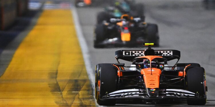 Norris vence GP de Singapura
