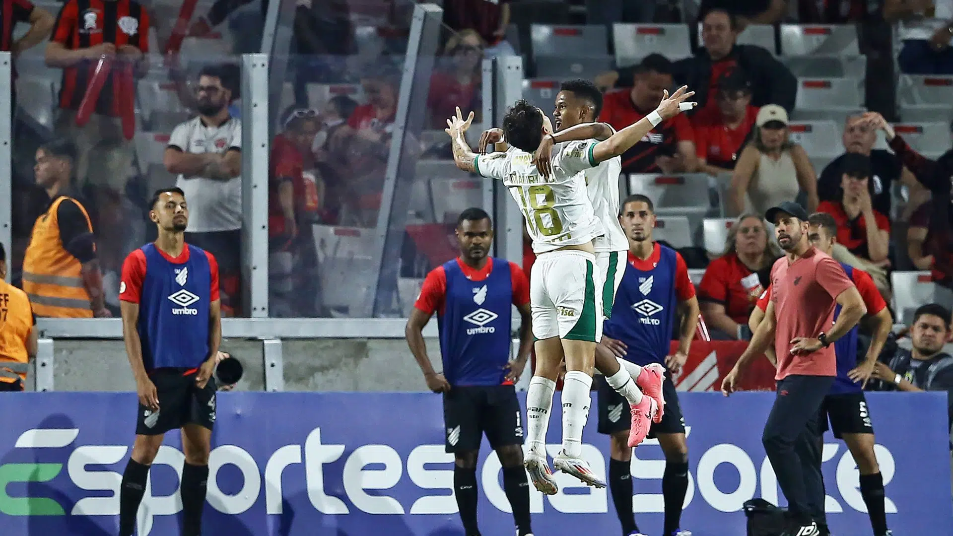 Palmeiras venceu Athletico pelo Brasileirão