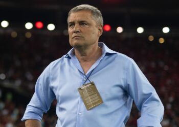 Diego Aguirre projeta partida do Peñarol contra o Flamengo recheada de ansiedade e fortes emoções