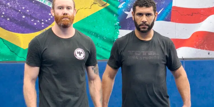 Rafael Prasel (à esquerda) está treinando Saulo Cavalari para luta de MMA - Foto: Arquivo pessoal