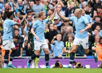 Haaland comemorando seu gol na partida pela Premier League