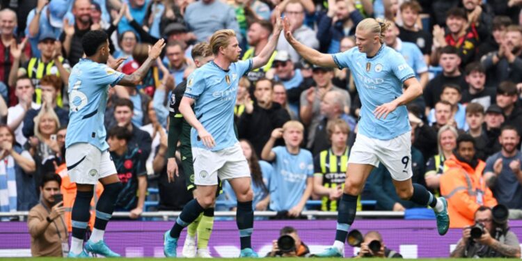 Haaland comemorando seu gol na partida pela Premier League