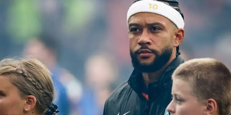 Quem é Memphis Depay, alvo do Corinthians