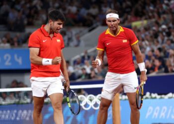 Rafael Nadal e Carlos Alcaraz jogando juntos os Jogos Olímpicos de Paris