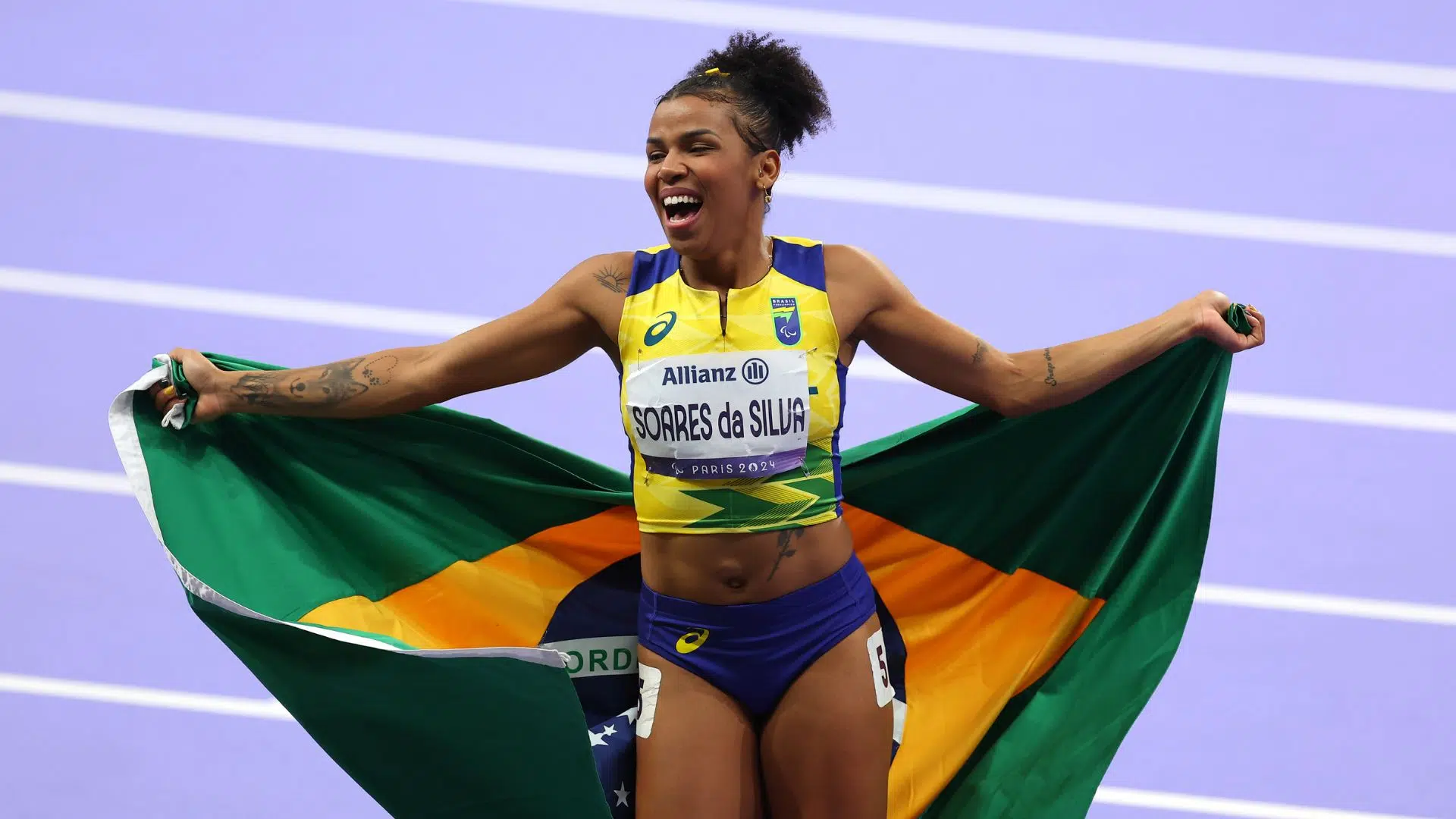 Rayane Soares conquistou a medalha de prata nos 100m - T13 (Crédito: Getty Images)