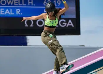 Rayssa Leal e Pâmela Rosa vão à semifinal do Mundial