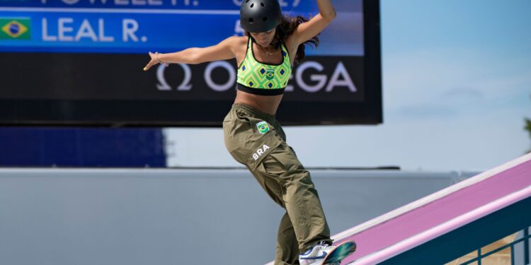 Rayssa Leal e Pâmela Rosa vão à semifinal do Mundial