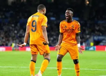 Mbappé e Vinicius Junior comemoram vitória do Real Madrid