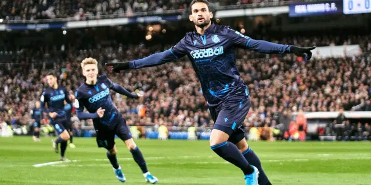 William José, ex-atacante da Real Sociedad, comemorando gol