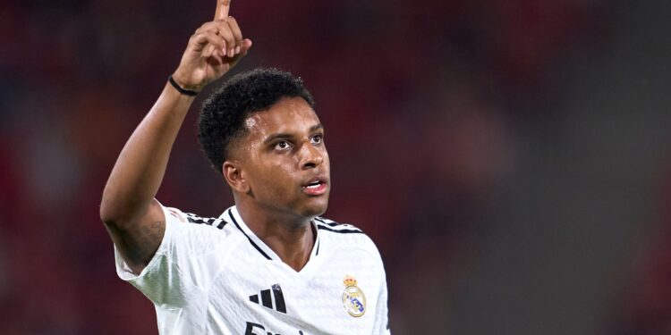 Rodrygo é exaltado por Bellingham após vitória pela Champions League