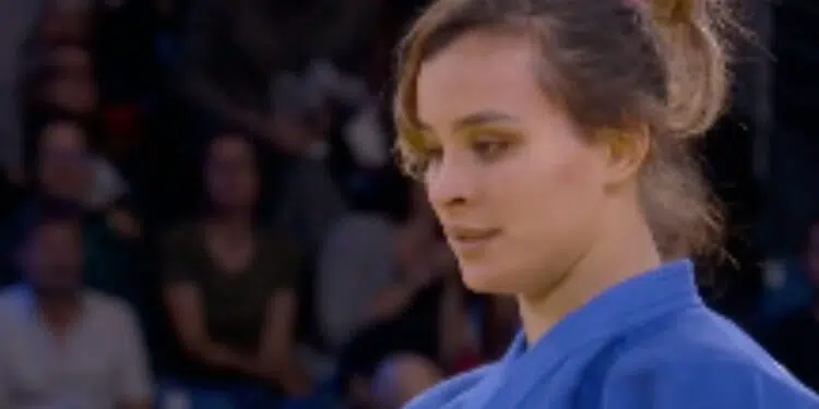Rosicleide Oliveira é bronze no judô em Paris