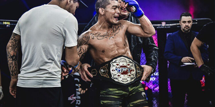 Heliton dos Santos  defende cinturão - Foto: Divulgação