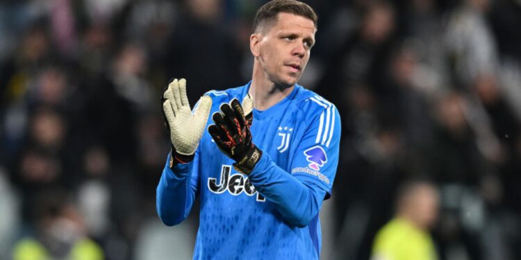 Szczesny em jogo com a camisa da Juventus