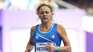 Valentina Petrillo em ação na Paralimpíada de Paris