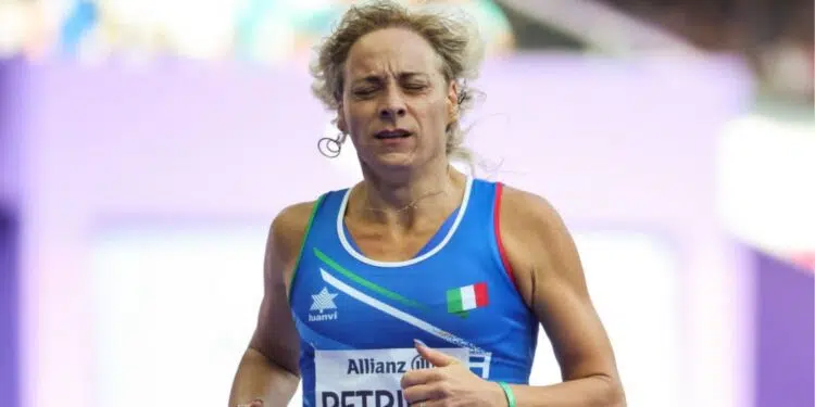Valentina Petrillo em ação na Paralimpíada de Paris