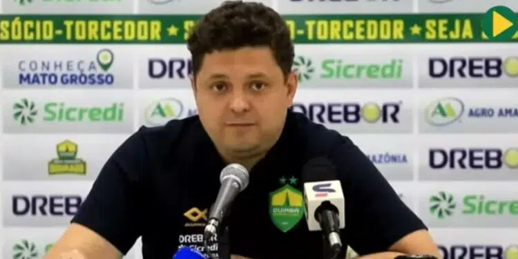 Cristiano Dresch, presidente do Cuiabá, durante entrevista coletiva