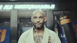 Foto do lutador Guilherme Bomba de quimono