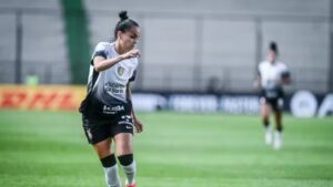Gabi Portilho, atacante do Corinthians, durante partida contra o Boca Juniors, válida pela Libertadores Feminina
