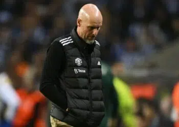 Erik ten Hag, treinador do Manchester United, durante partida contra o Porto, válida pela Liga Europa