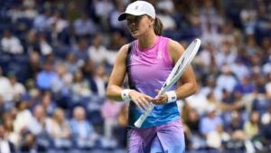 Iga Swiatek, tenista polonesa, durante partida contra Jessica Pegula, válida pelas quartas de final do US Open