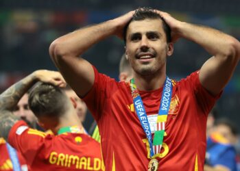 Rodri comemorando o título da Eurocopa, com a seleção da Espanha