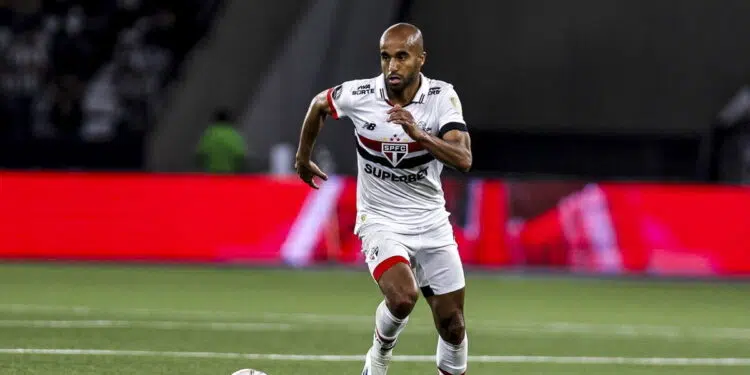 Globo volta a precisar alterar horários do futebol; Confira o motivo