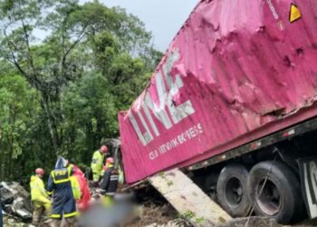 Acidente no Paraná deixa mortos