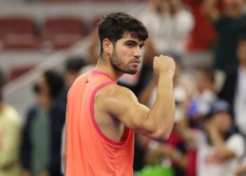 Carlos Alcaraz vence Medvedev no Aberto da China