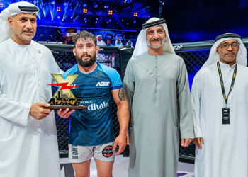 Rogério Bontorin superou o favorito Muhammad Mokaev - Divulgação/ADXC