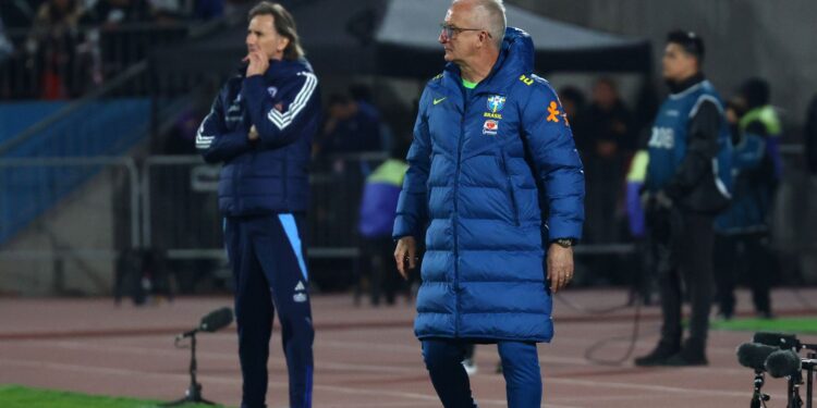 Brasil prepara mudanças para próximo confronto