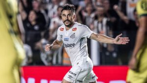 Chapecoense x Santos é duelo decisivo na Série B
