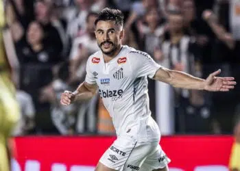 Chapecoense x Santos é duelo decisivo na Série B