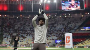 Corinthians pode pagar nova multa por Hugo Souza