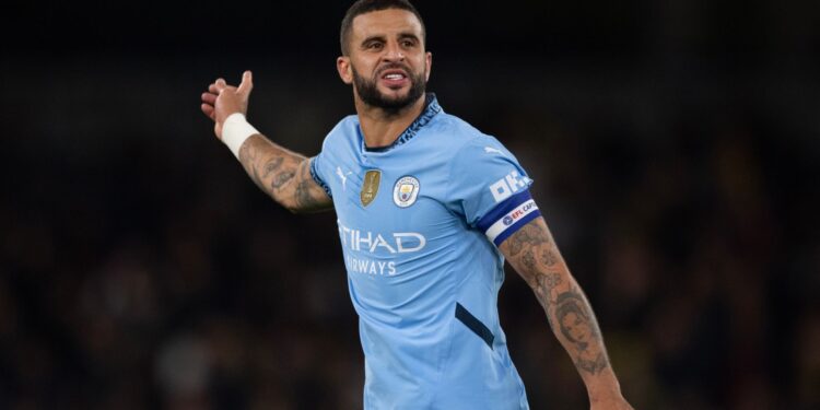 Kyle Walker está sendo cobrado pela esposa devido a casos de infidelidade