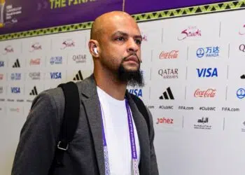 Felipe Melo define data de aposentadoria