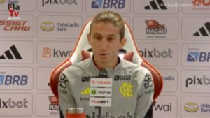 Filipe Luís é apresentado como novo técnico do Flamengo