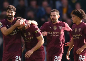 Gvardiol, Kovacic, Bernardo Silva Rico Lewis comemorando o gol do City