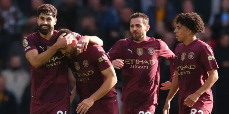 Gvardiol, Kovacic, Bernardo Silva Rico Lewis comemorando o gol do City