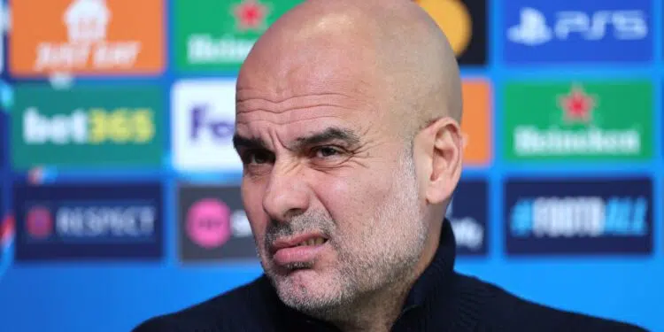 Pep Guardiola em coletiva de imprensa, antes de jogo contra Sparta Praga