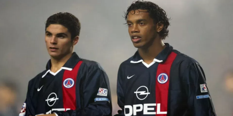 Arteta fala sobre como foi conviver com Ronaldinho Gaúcho