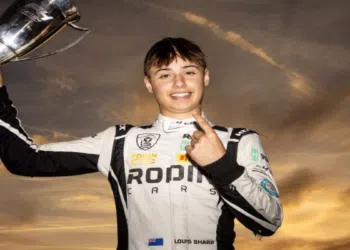 Louis Sharp, o piloto que está sendo comparado a Ayrton Senna