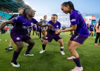 Orlando Pride de Marta segue invicto e vai liderar os playoffs