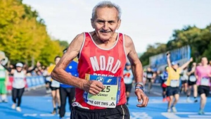 Gunther Hallas completa maratona aos 82 anos; Veja mais