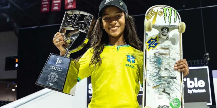 SLS: Rayssa Leal e o Time Brasil vão a etapa de Sidney no sábado