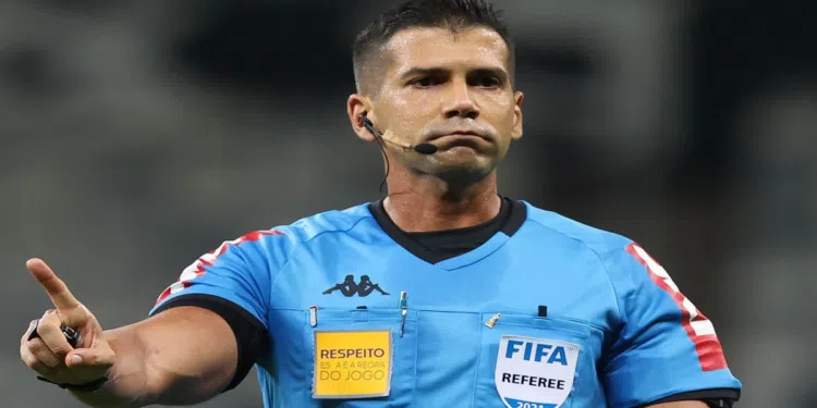 Internacional decide pedir alteração de árbitro para o GreNal