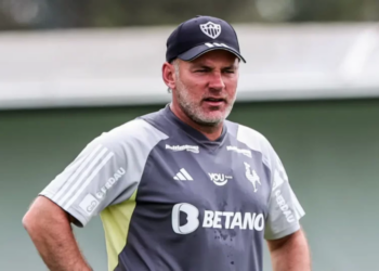 Milito fez reunião com jogadores para reta final; Entenda tudo