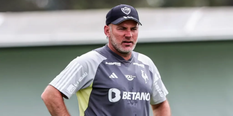 Milito fez reunião com jogadores para reta final; Entenda tudo