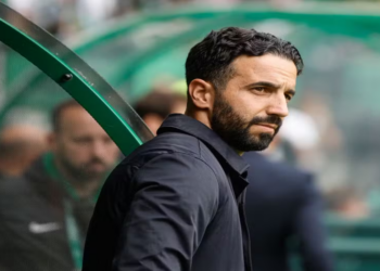 Rúben Amorim pode demorar para chegar no Manchester United